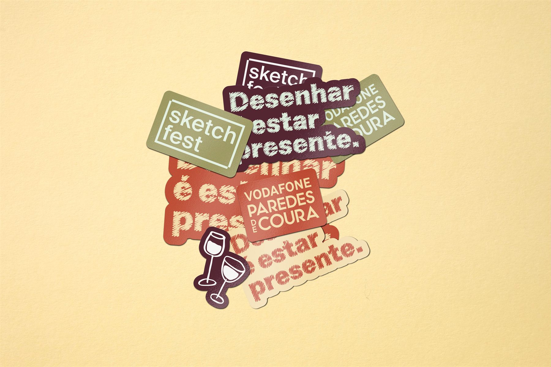 Stickers combining the Sketch Fest and Paredes de Coura marks